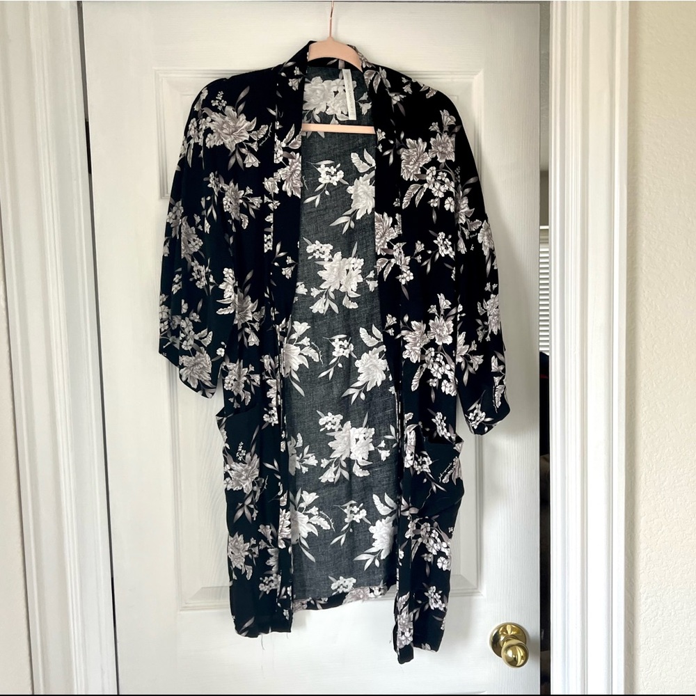 Spiritual Gangster Maya Kimono